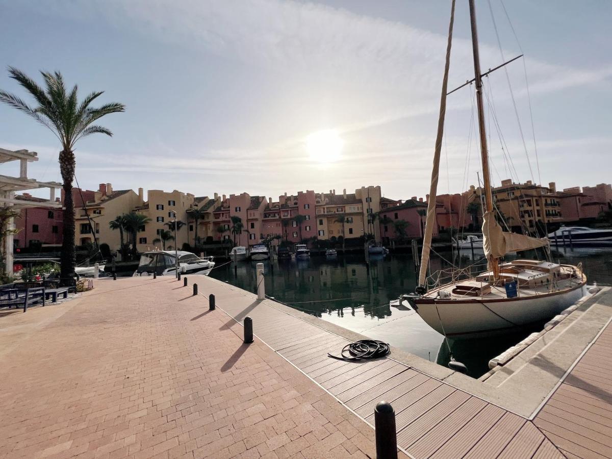 Sotogrande Alboaire- Waterfront Luxury 4 Bedroom Apt In The Marina Of Sotogrande Extérieur photo
