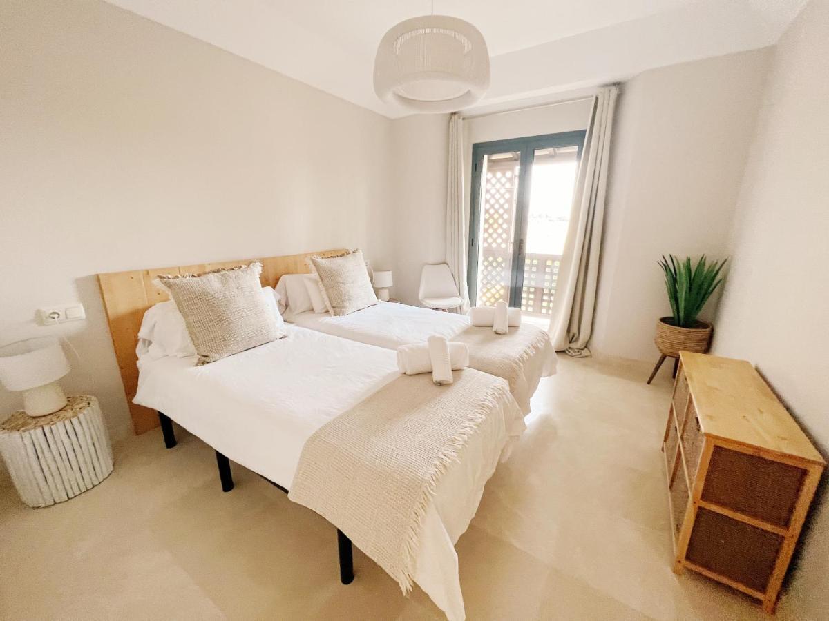 Sotogrande Alboaire- Waterfront Luxury 4 Bedroom Apt In The Marina Of Sotogrande Extérieur photo